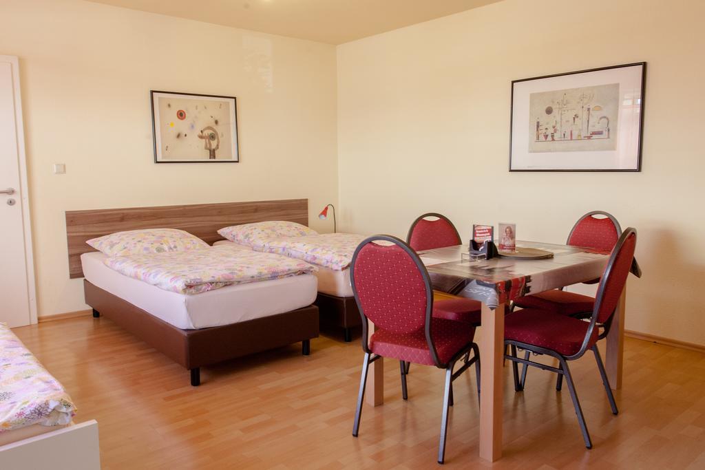 מלון לייפציג Pension Klingenstr. 23 חדר תמונה